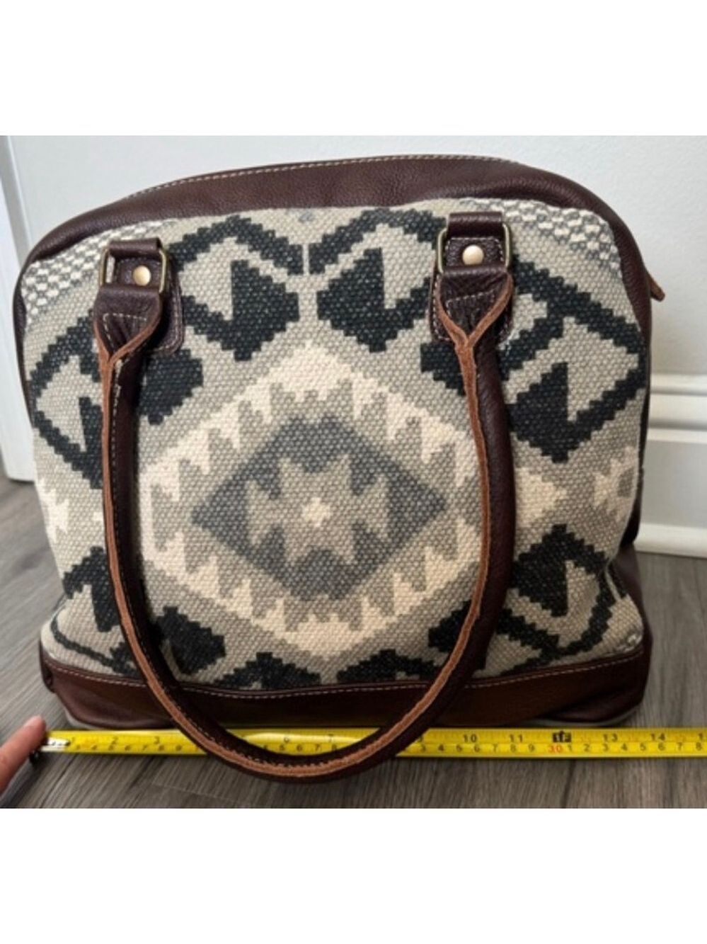 NEW Myra Boho Western Canvas & Genuine Leather Rug Shoulder Bag Aztec Weekender - Picture 9 of 9